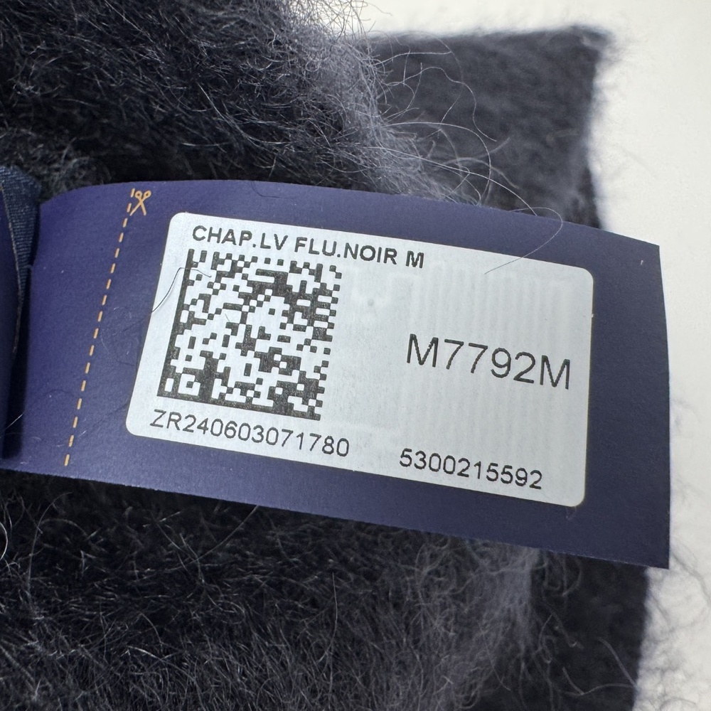 Louis Vuitton Fluffy Hat S00 - Picture 7 of 8